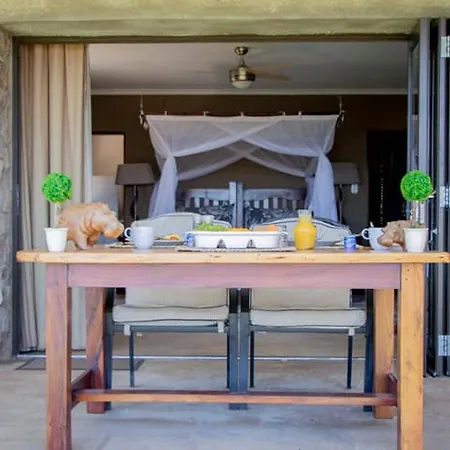 African Safari Lodge Grahamstown Exterior photo