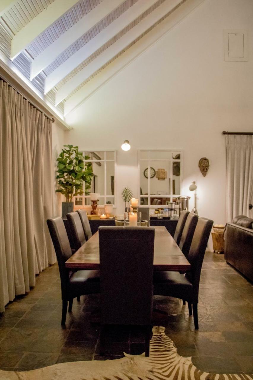 African Safari Lodge *
