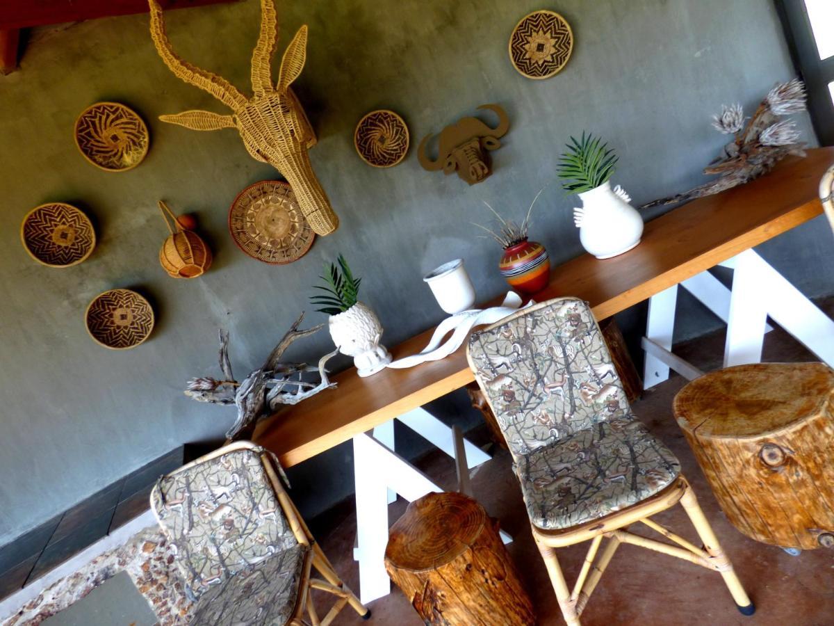 African Safari Lodge *